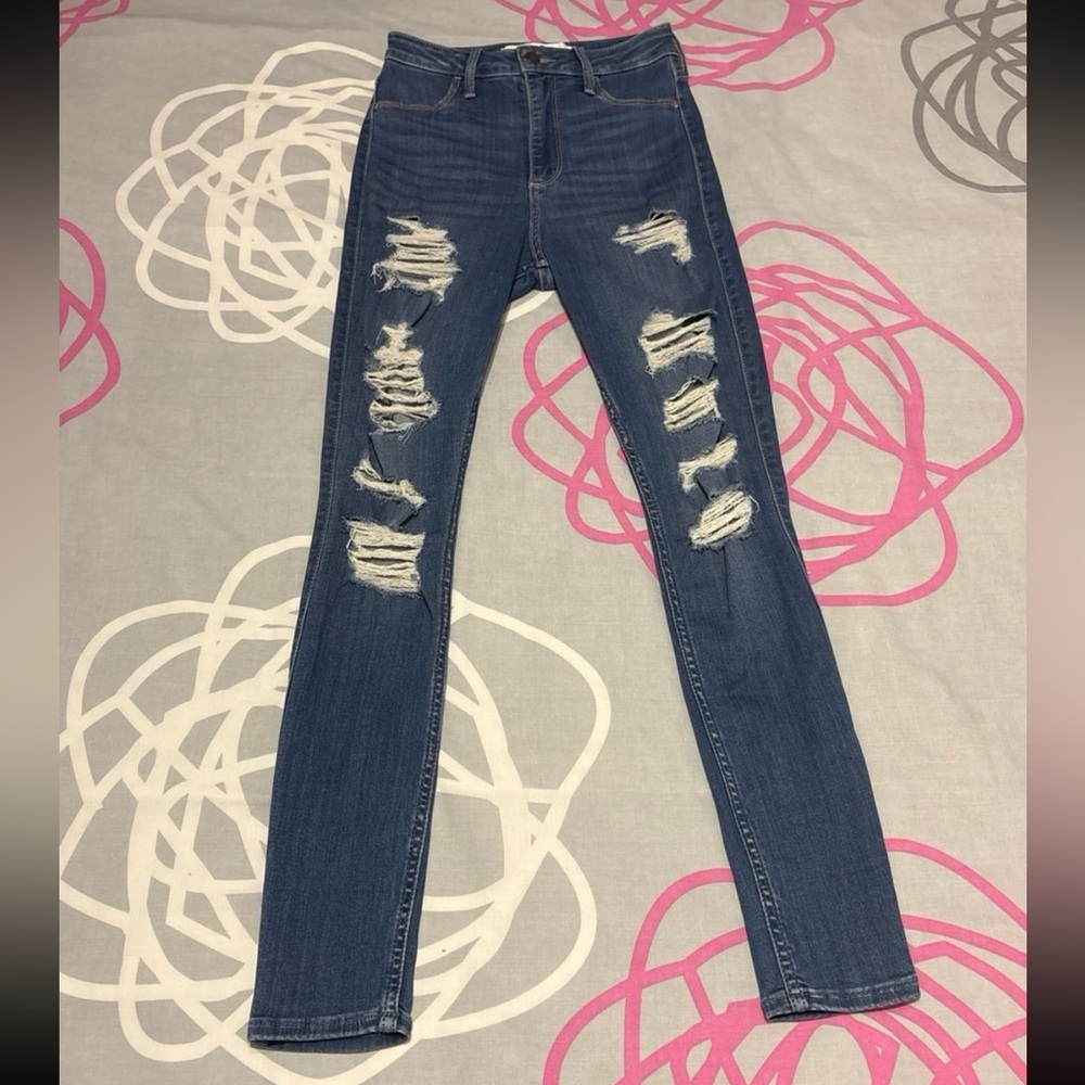 Hollister Ultra High-Rise Medium Wash Ripped Skinny Jeans